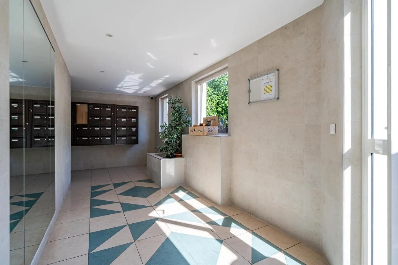 Charmant Appartement Proche Gare ニース アパート