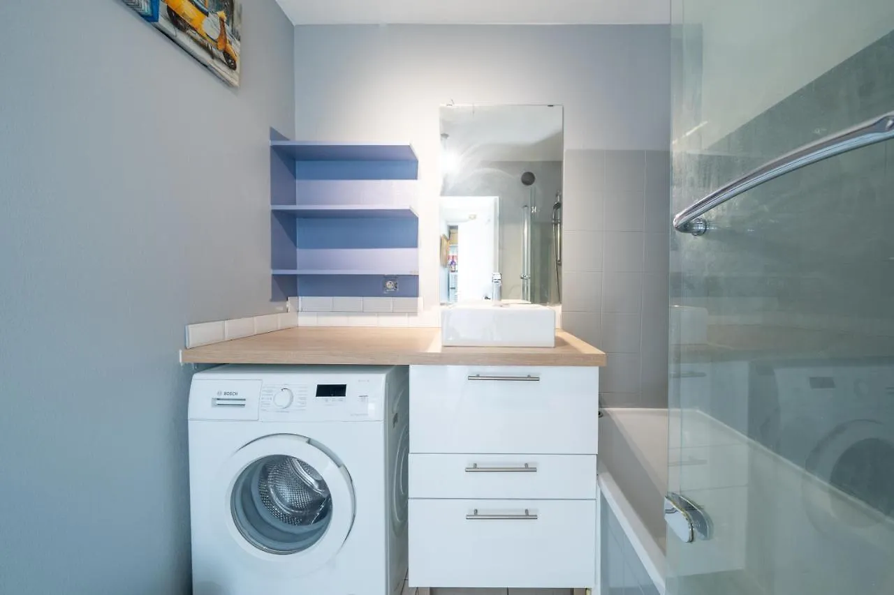アパート Charmant Appartement Proche Gare ニース フランス
