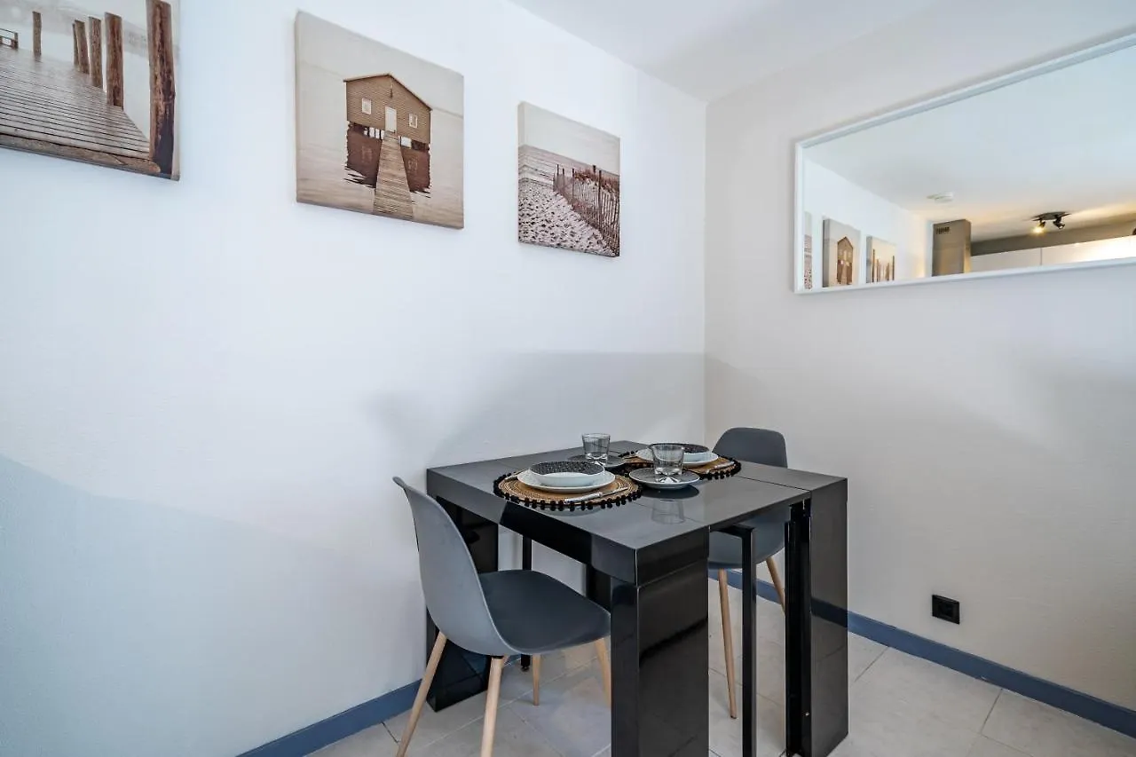 Charmant Appartement Proche Gare ニース